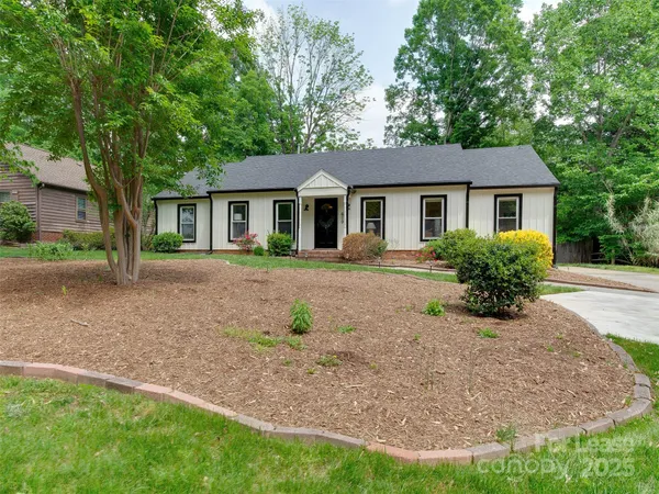 $2,400 | 619 Fence Post Lane, Matthews, NC 28105