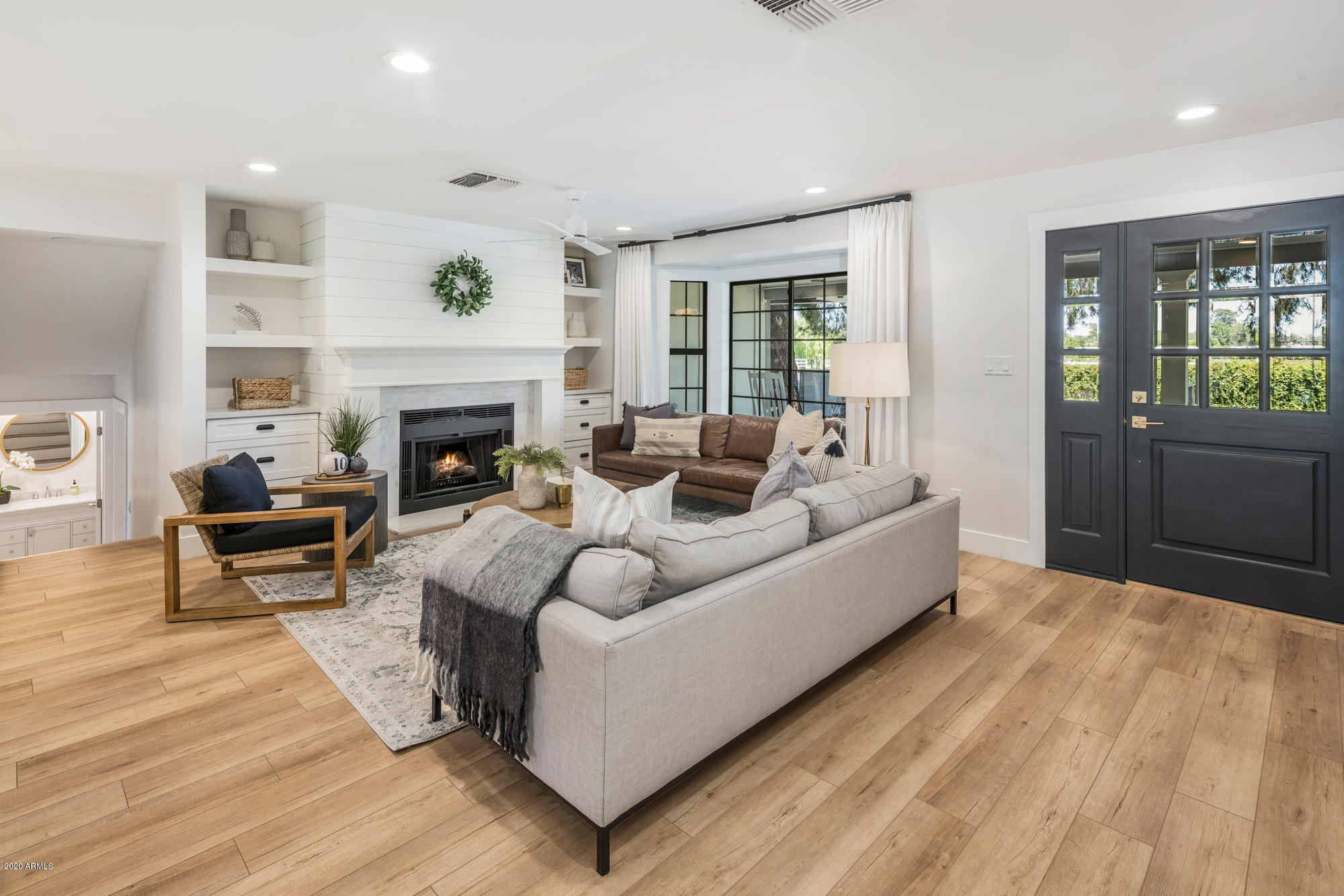 14027 East Williams Field Road Gilbert, AZ 85295 - Photo 12 of 66 Living