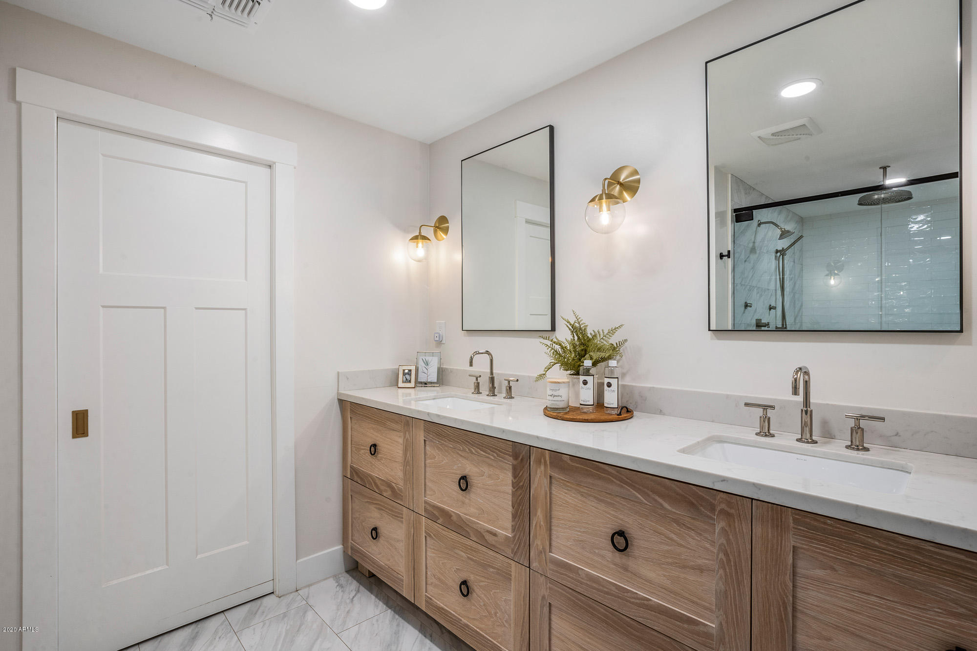 14027 East Williams Field Road Gilbert, AZ 85295 - Photo 27 of 66 Master Bath