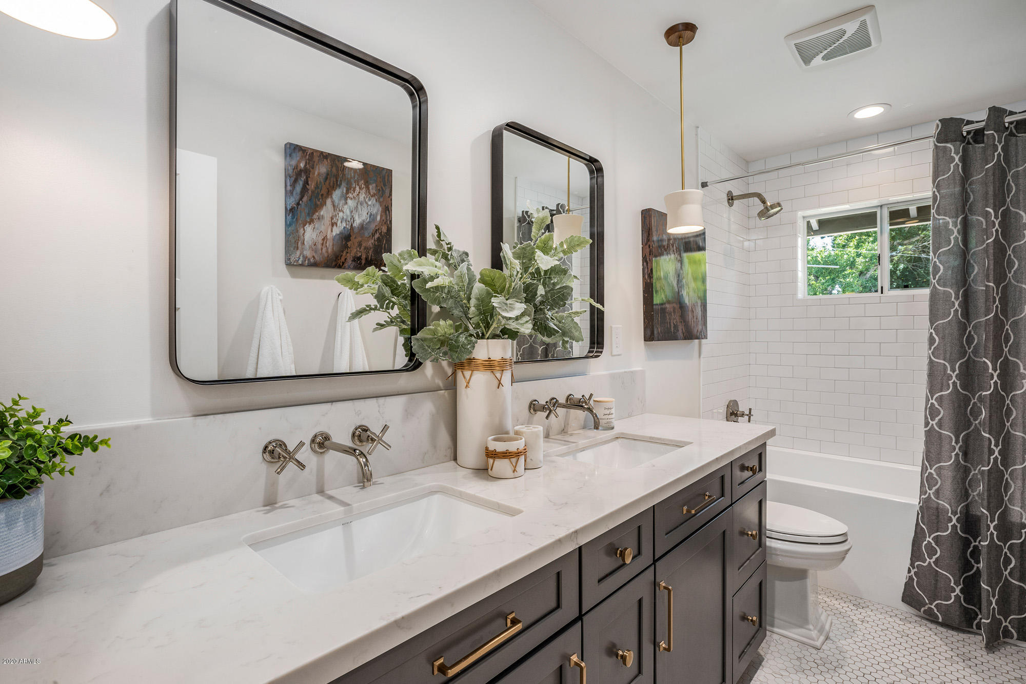 14027 East Williams Field Road Gilbert, AZ 85295 - Photo 29 of 66 Hall Bath