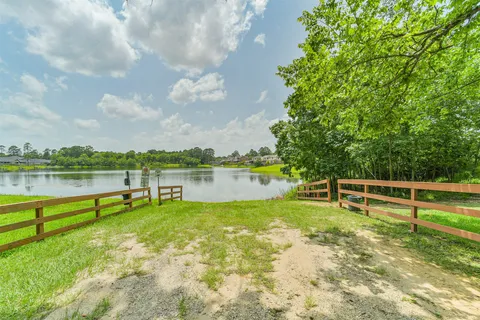 $360,000 | 12009 La Salle River Road, Conroe, TX 77304