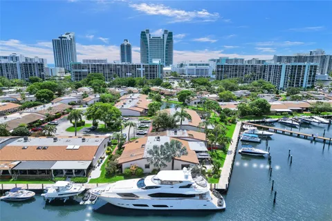 $1,180,000 | 2649 Parkview Drive South, Hallandale Beach, FL 33009