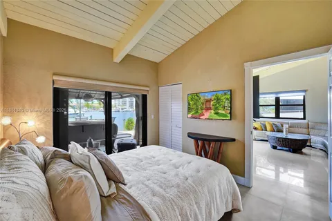 $1,180,000 | 2649 Parkview Drive South, Hallandale Beach, FL 33009