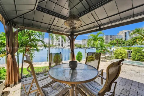 $1,180,000 | 2649 Parkview Drive South, Hallandale Beach, FL 33009