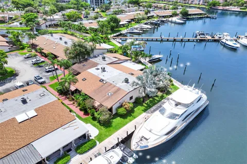 $1,180,000 | 2649 Parkview Drive South, Hallandale Beach, FL 33009