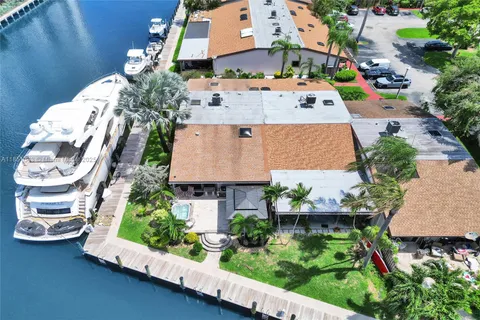 $1,180,000 | 2649 Parkview Drive South, Hallandale Beach, FL 33009