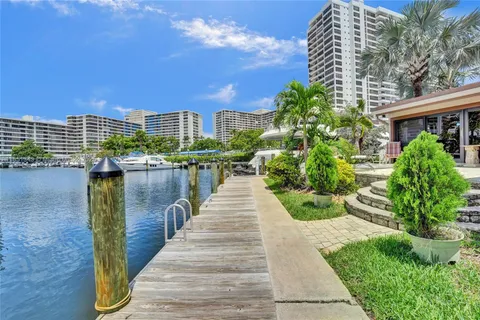 $1,180,000 | 2649 Parkview Drive South, Hallandale Beach, FL 33009
