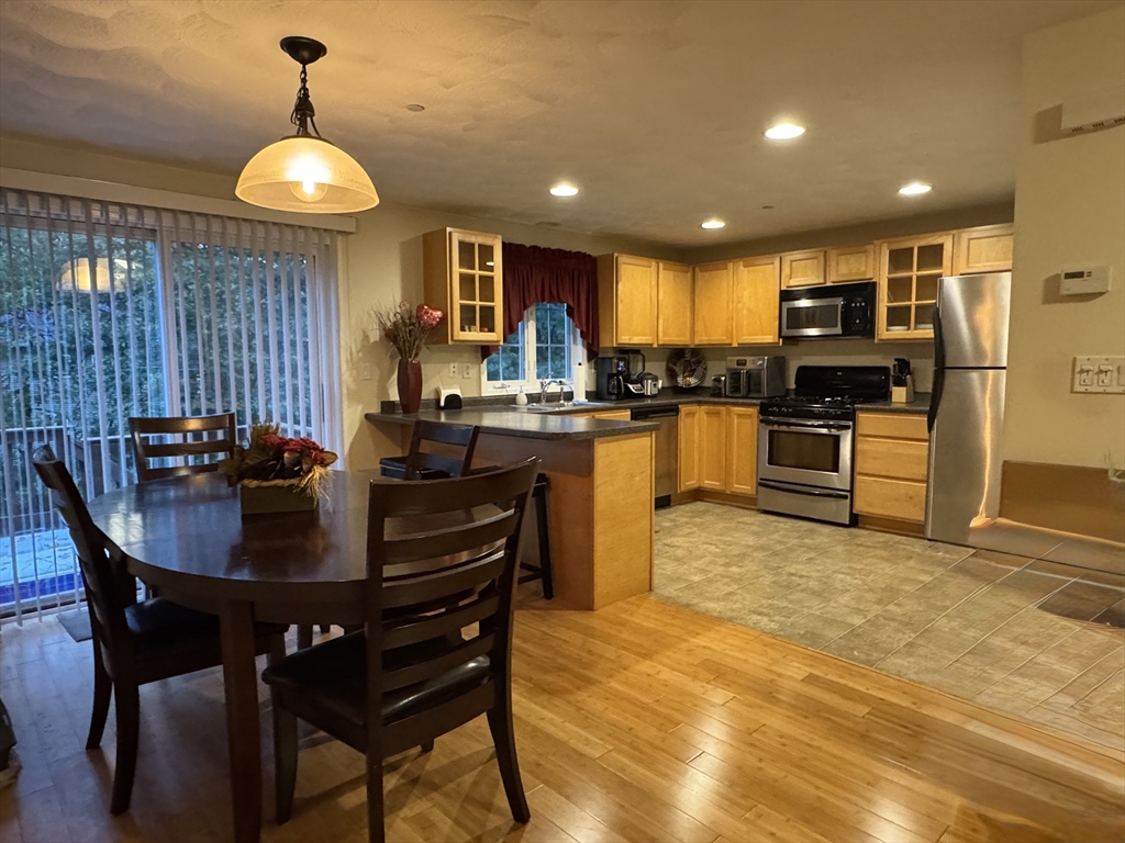 81 Salem Road, Unit 102 Billerica, MA 01821 - Photo 6 of 15 Gallery Image 6