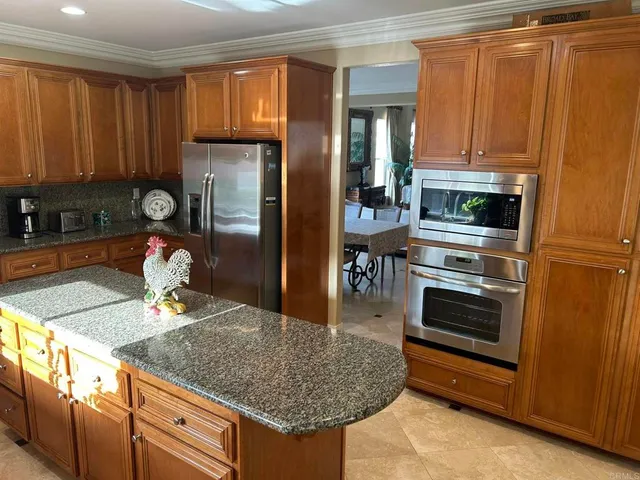 $6,900 | 6415 Calmeria Place, Carlsbad, CA 92011