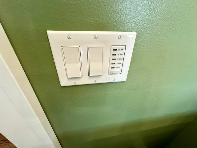 $3,000 | 992 Palmer, Plymouth, MI 48170