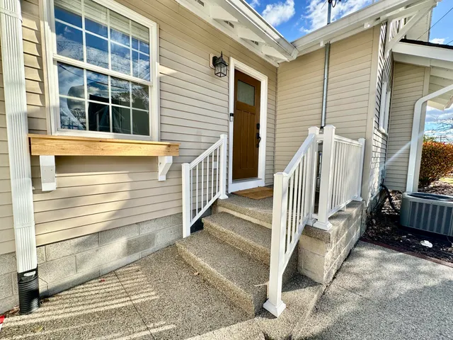 $3,000 | 992 Palmer, Plymouth, MI 48170