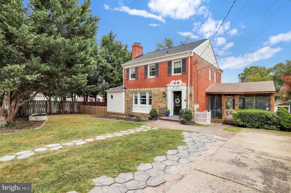 $629,000 | 211 East Indian Spring Drive, Silver Spring, MD 20901