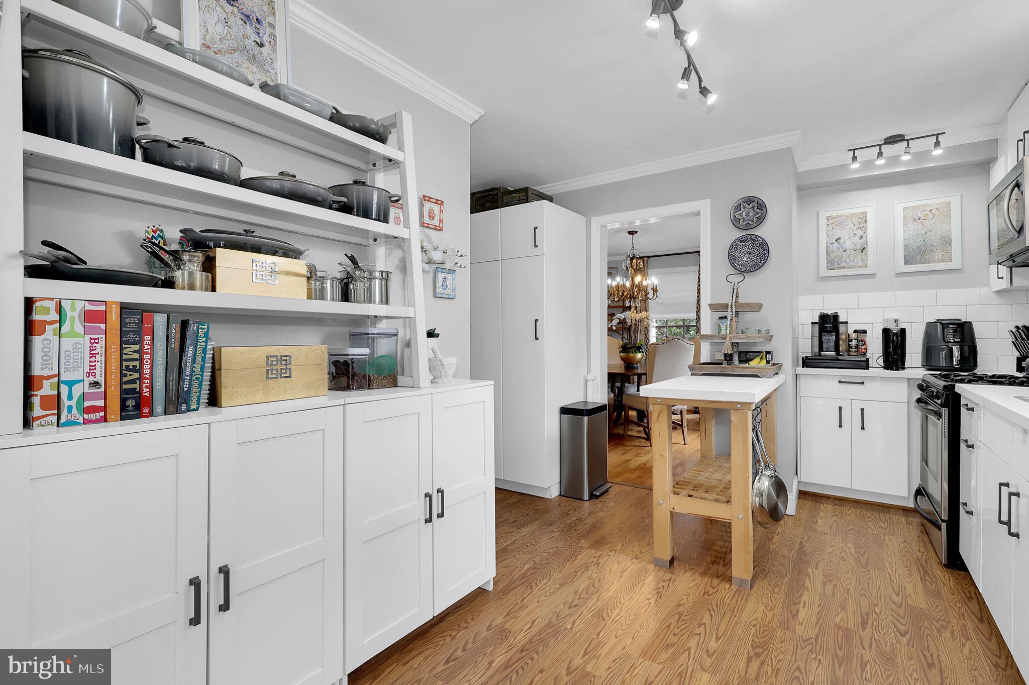 211 East Indian Spring Drive Silver Spring, MD 20901 - Photo 13 of 43