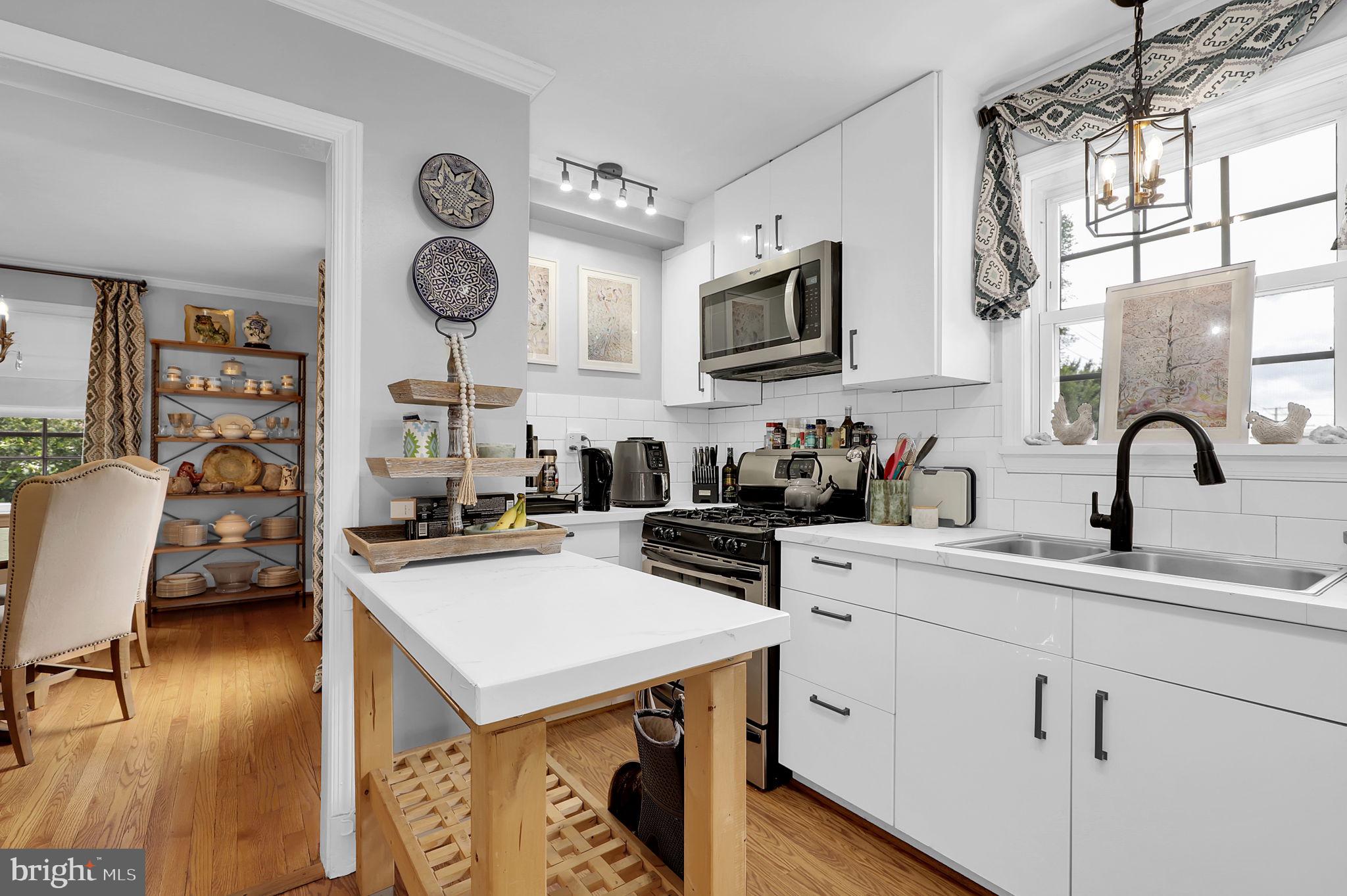 211 East Indian Spring Drive Silver Spring, MD 20901 - Photo 14 of 43