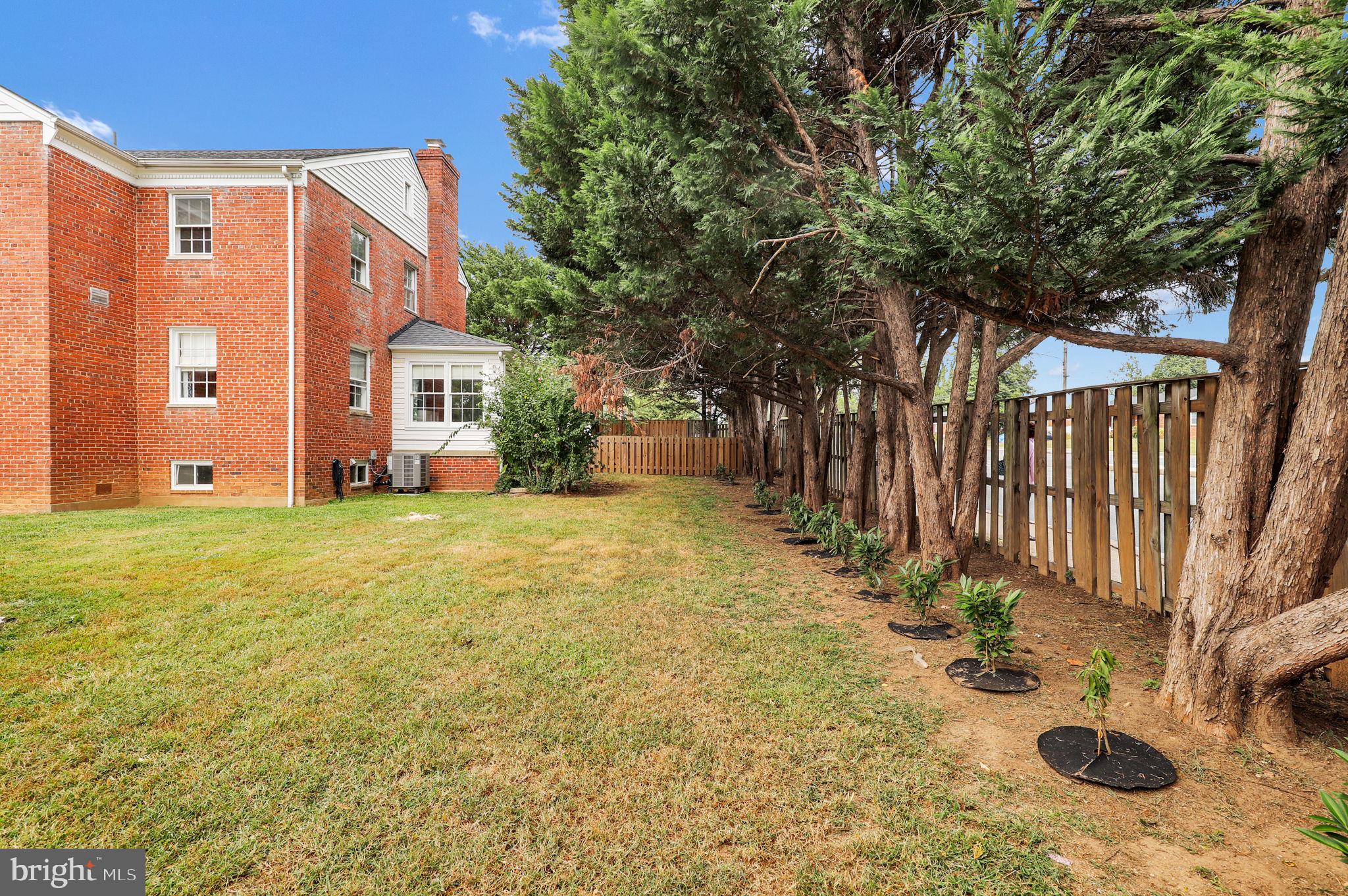 211 East Indian Spring Drive Silver Spring, MD 20901 - Photo 33 of 43