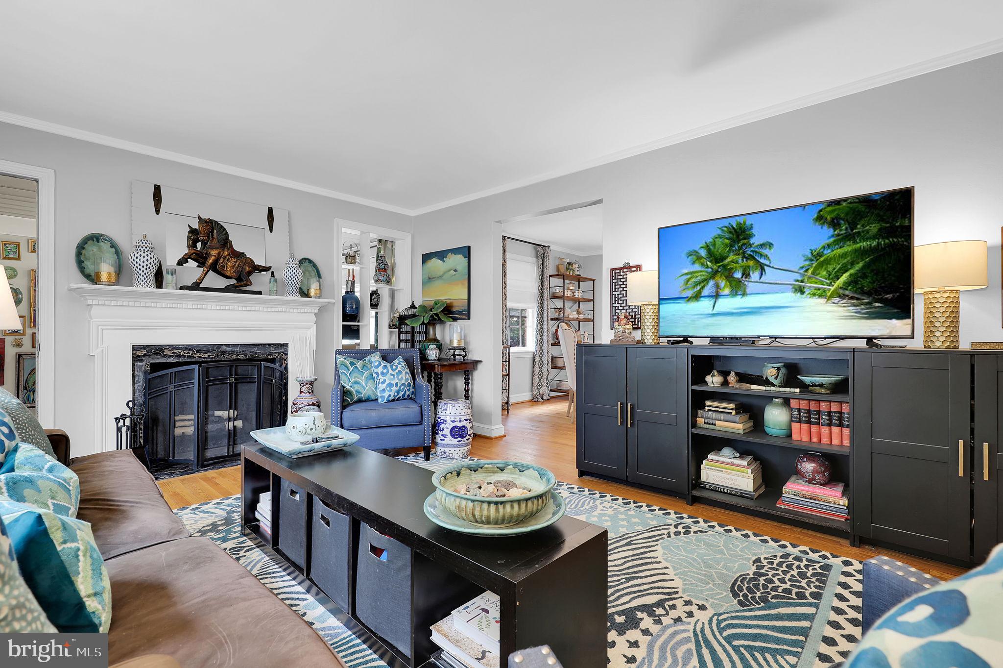 211 East Indian Spring Drive Silver Spring, MD 20901 - Photo 4 of 43