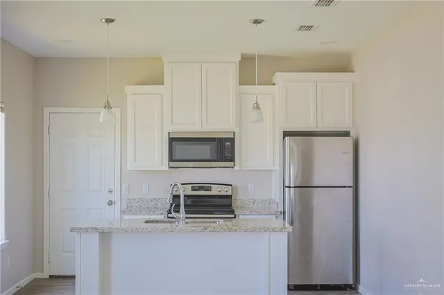 $1,200 | 5601 Sandpiper Avenue, Unit 2, Mission, TX 78573