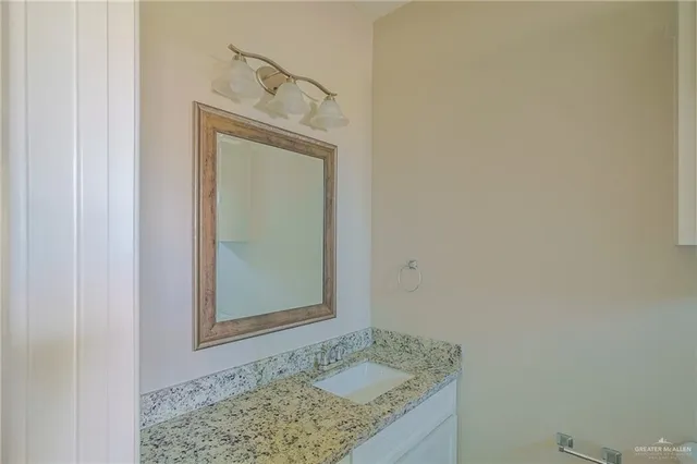 $1,200 | 5601 Sandpiper Avenue, Unit 2, Mission, TX 78573