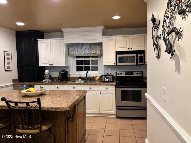 501 Blaney Street Clinton, NC 28328 - Photo 15 of 30 Kitchen_3