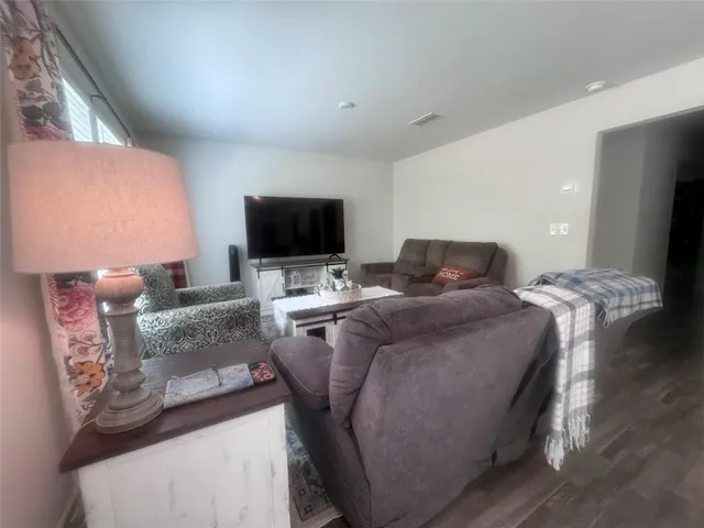 $305,000 | 83 Oxford Lane, Kingston, GA 30145