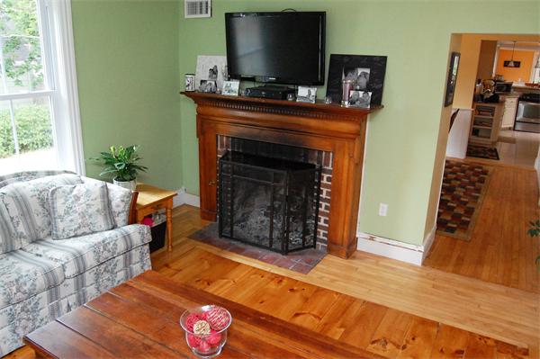 22 Maple Street Georgetown, MA 01833 - Photo 8 of 16 Gallery Image 8