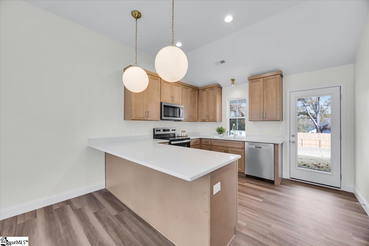 275 Ragan Street Campobello, SC 29322 - Photo 10 of 26