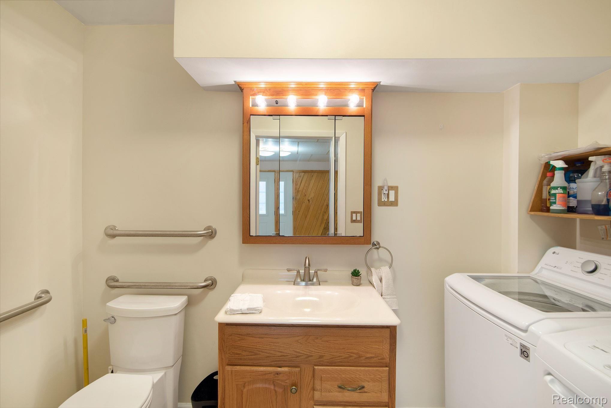 8352 Duffield Road Gaines, MI 48436 - Photo 14 of 22 DSC_0277.jpg