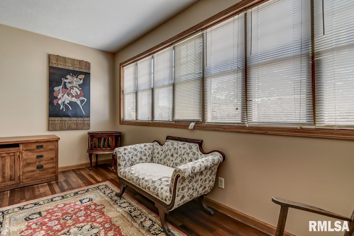 11619 Bell Fountain Road Dawson, IL 62520 - Photo 19 of 48 Gallery Image 19