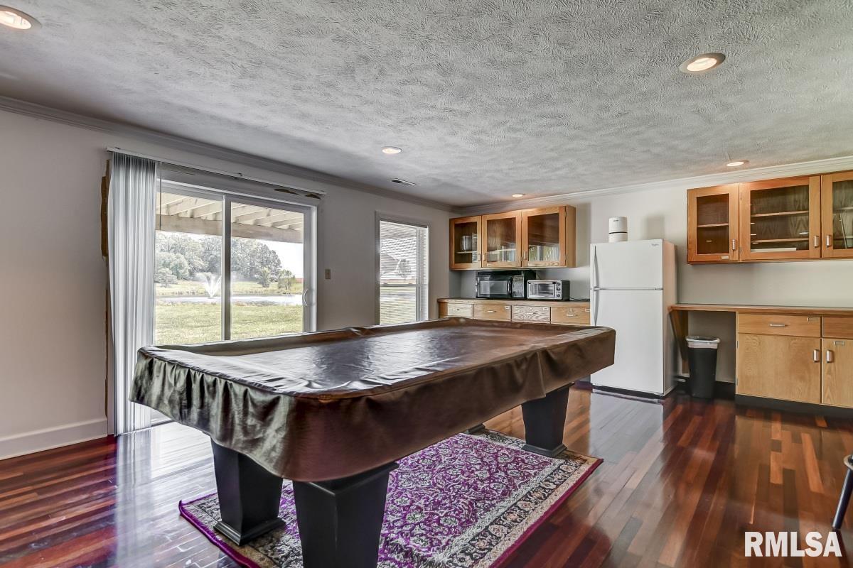 11619 Bell Fountain Road Dawson, IL 62520 - Photo 27 of 48 Gallery Image 27