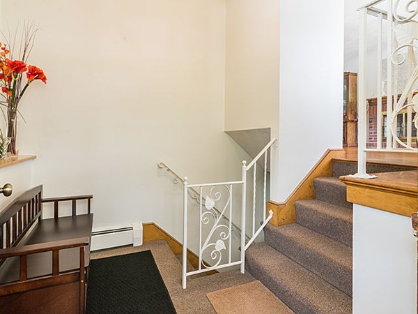 63 Como Road Boston, MA 02136 - Photo 2 of 20 Gallery Image 2