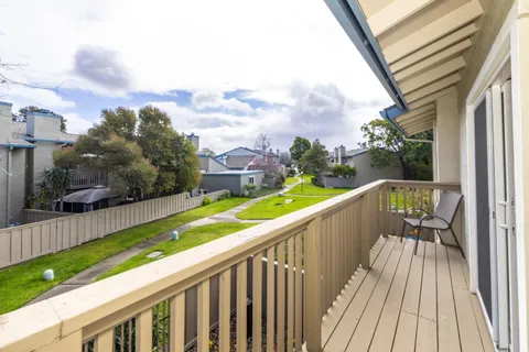 $1,628,000 | 662 Draco Lane, Foster City, CA 94404