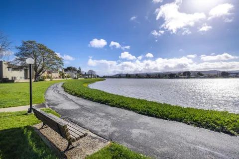 $1,628,000 | 662 Draco Lane, Foster City, CA 94404