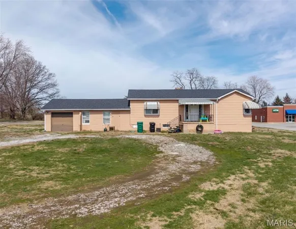 $500,000 | 716 West Highway 50, O'Fallon, IL 62269