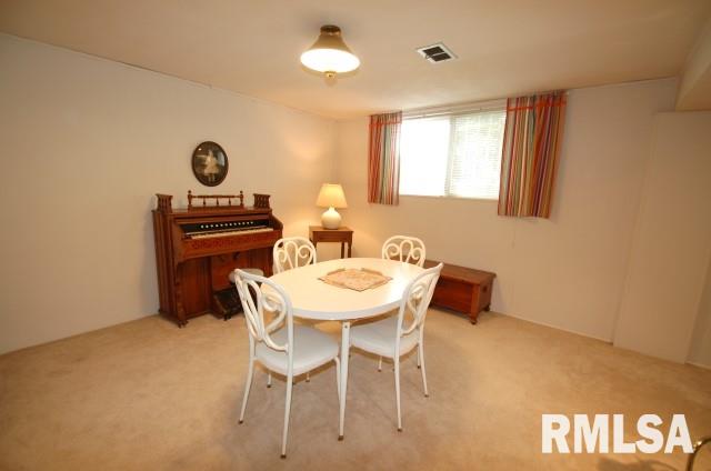 6306 North Hamilton Road Peoria, IL 61614 - Photo 22 of 24 Gallery Image 22