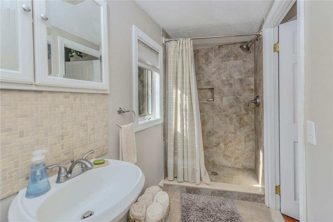 25 Spring Street Westerly, RI 02891 - Photo 16 of 20