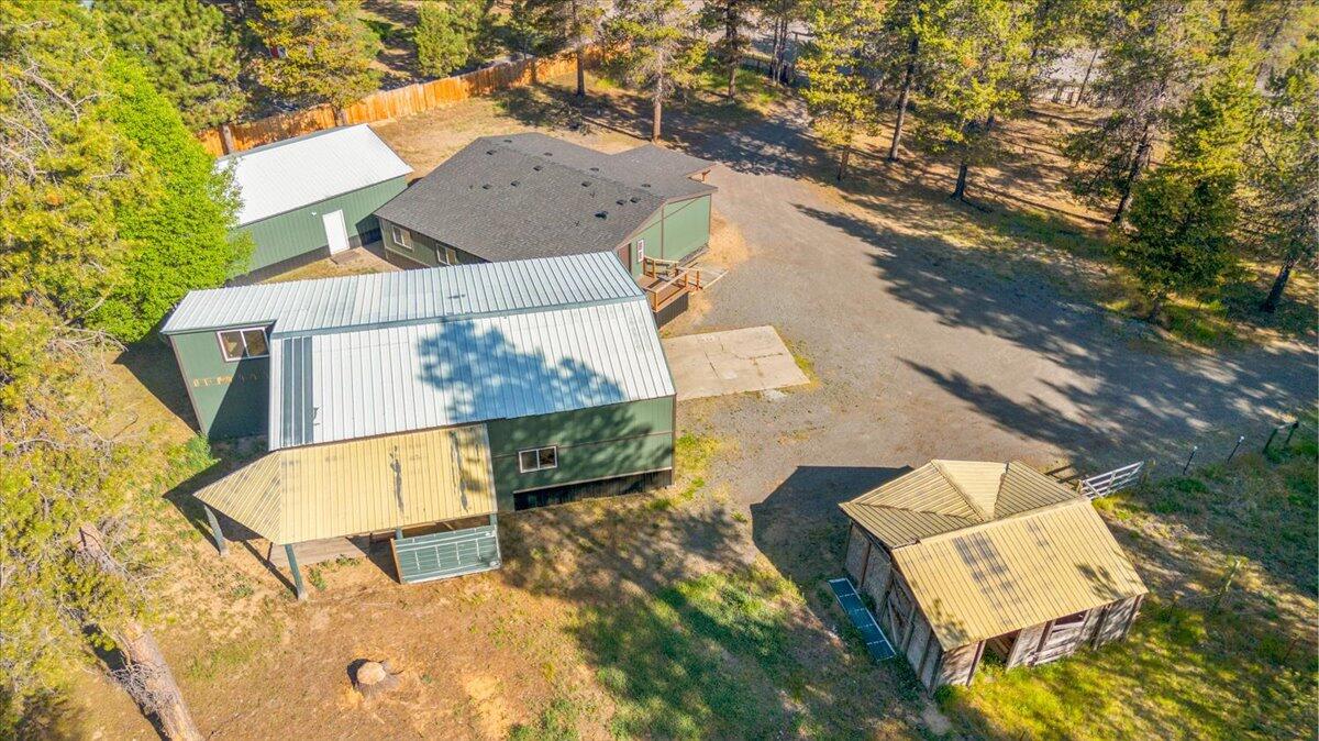 16201 Hawks Lair Road La Pine, OR 97739 - Photo 33 of 52 25-Aerial-HL