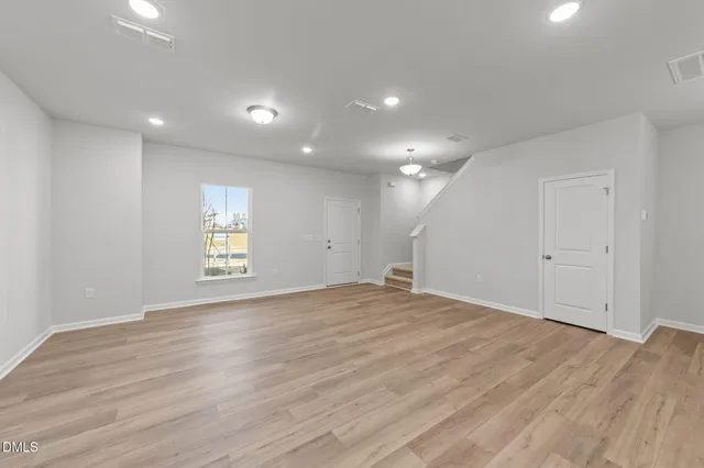 $2,100 | 264 Fosterton Cottage Way, Raleigh, NC 27603