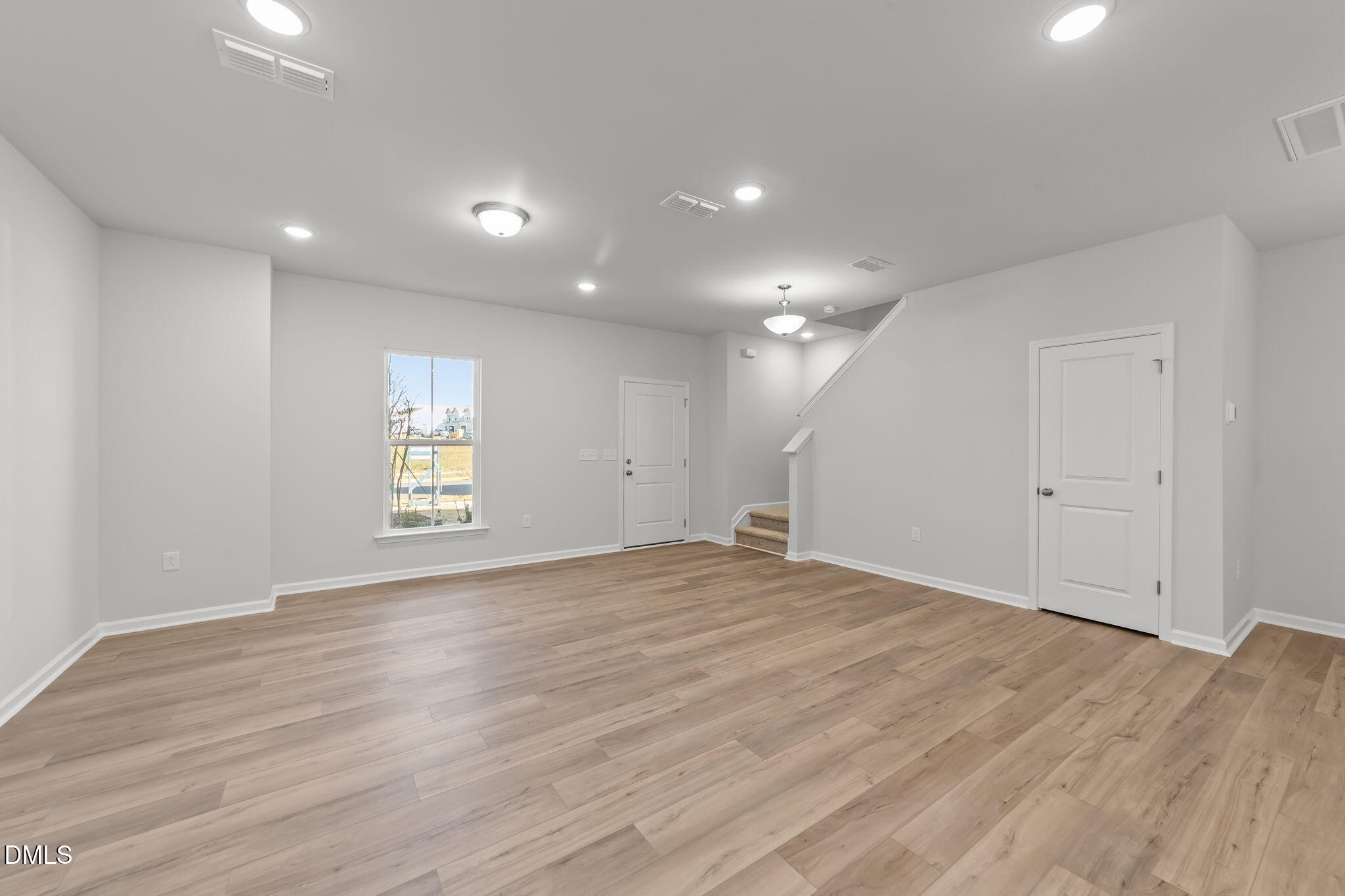 264 Fosterton Cottage Way Raleigh, NC 27603 - Photo 11 of 36 18-web-or-mls-VB4A7370