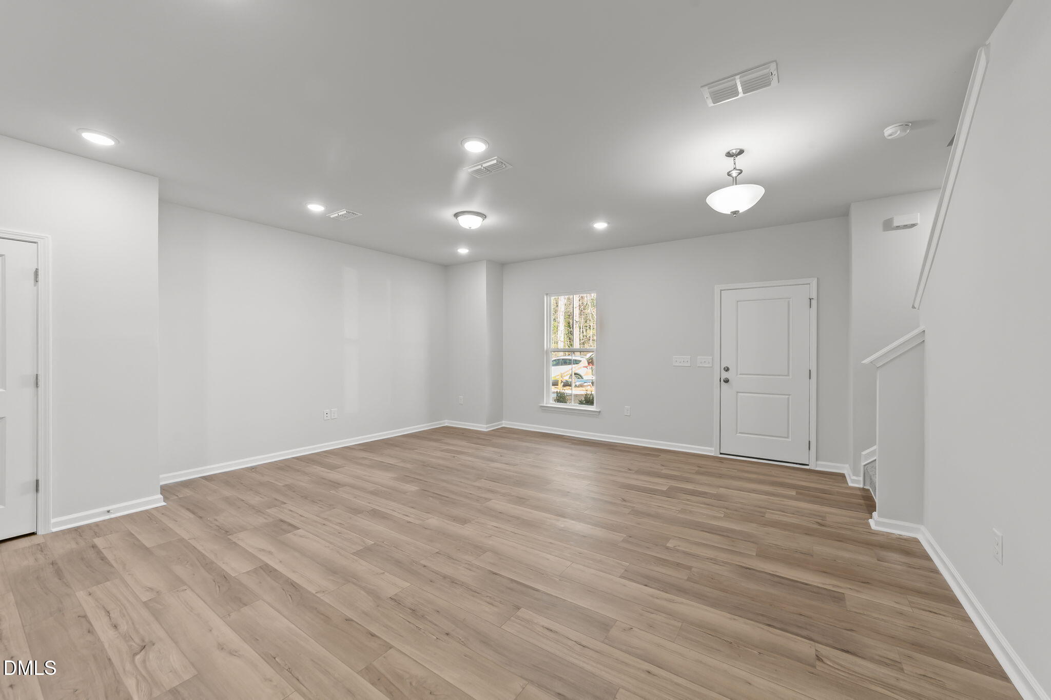 264 Fosterton Cottage Way Raleigh, NC 27603 - Photo 12 of 36 19-web-or-mls-VB4A7376