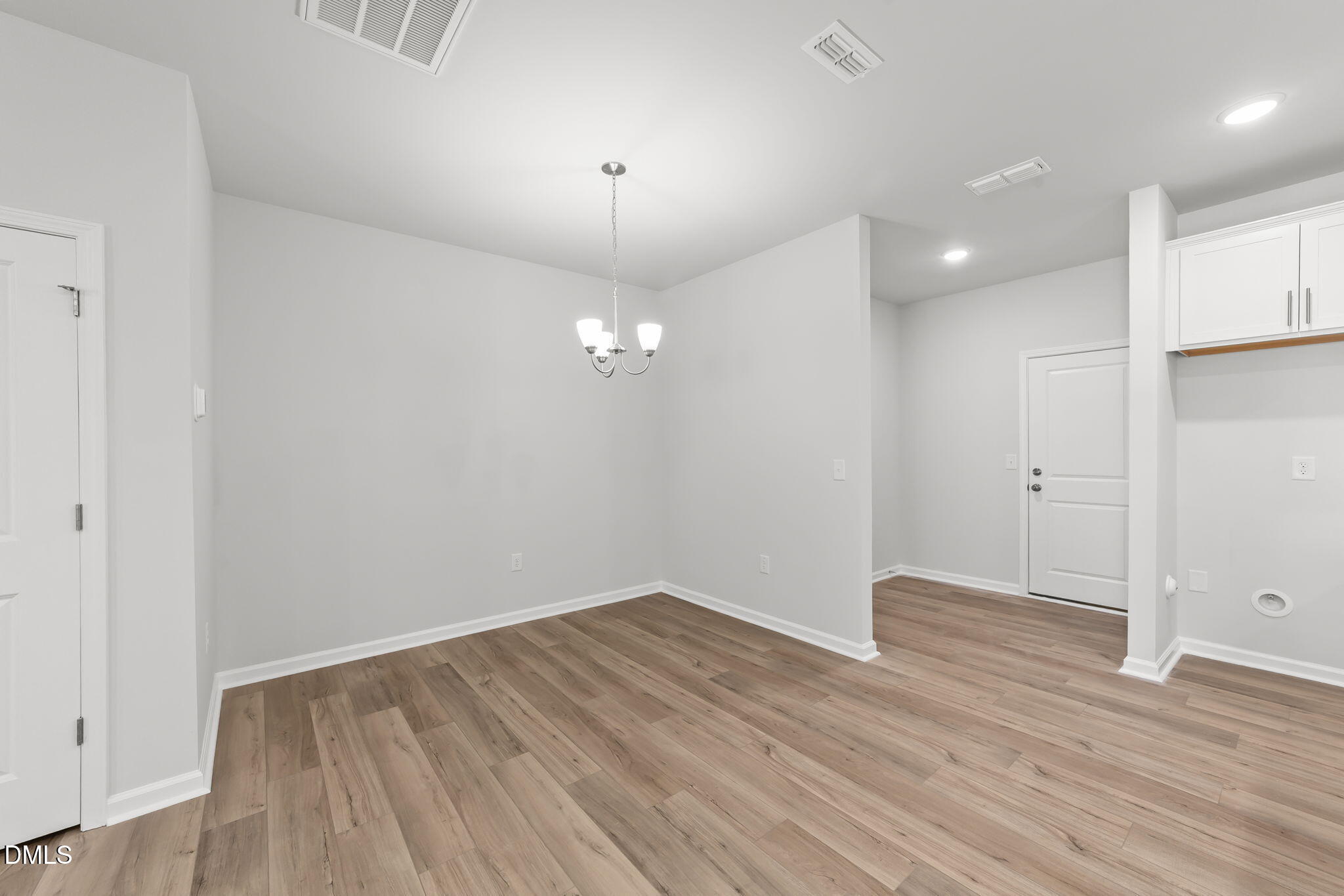 264 Fosterton Cottage Way Raleigh, NC 27603 - Photo 13 of 36 20-web-or-mls-VB4A7379