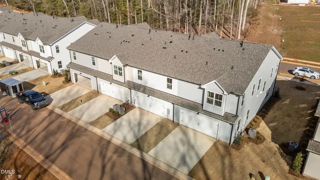 $2,100 | 264 Fosterton Cottage Way, Raleigh, NC 27603