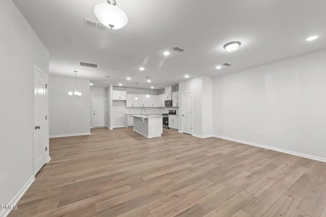 $2,100 | 264 Fosterton Cottage Way, Raleigh, NC 27603