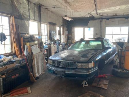 1184 Lost Nation Road Dixon, IL 61021 - Photo 11 of 14 a room with gym equipment