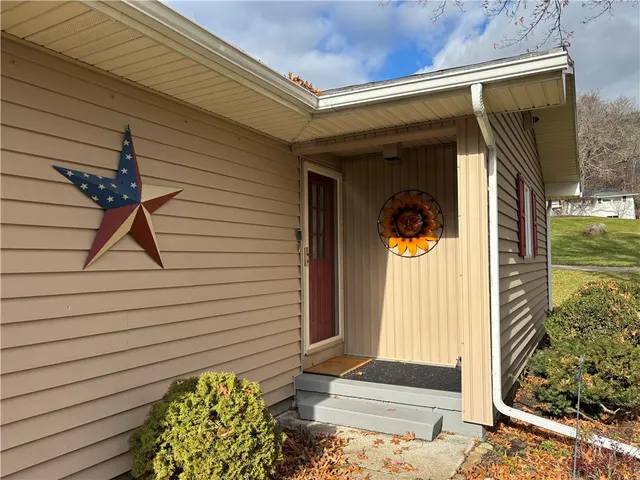 $259,900 | 321 Burton Street, Bath, NY 14810