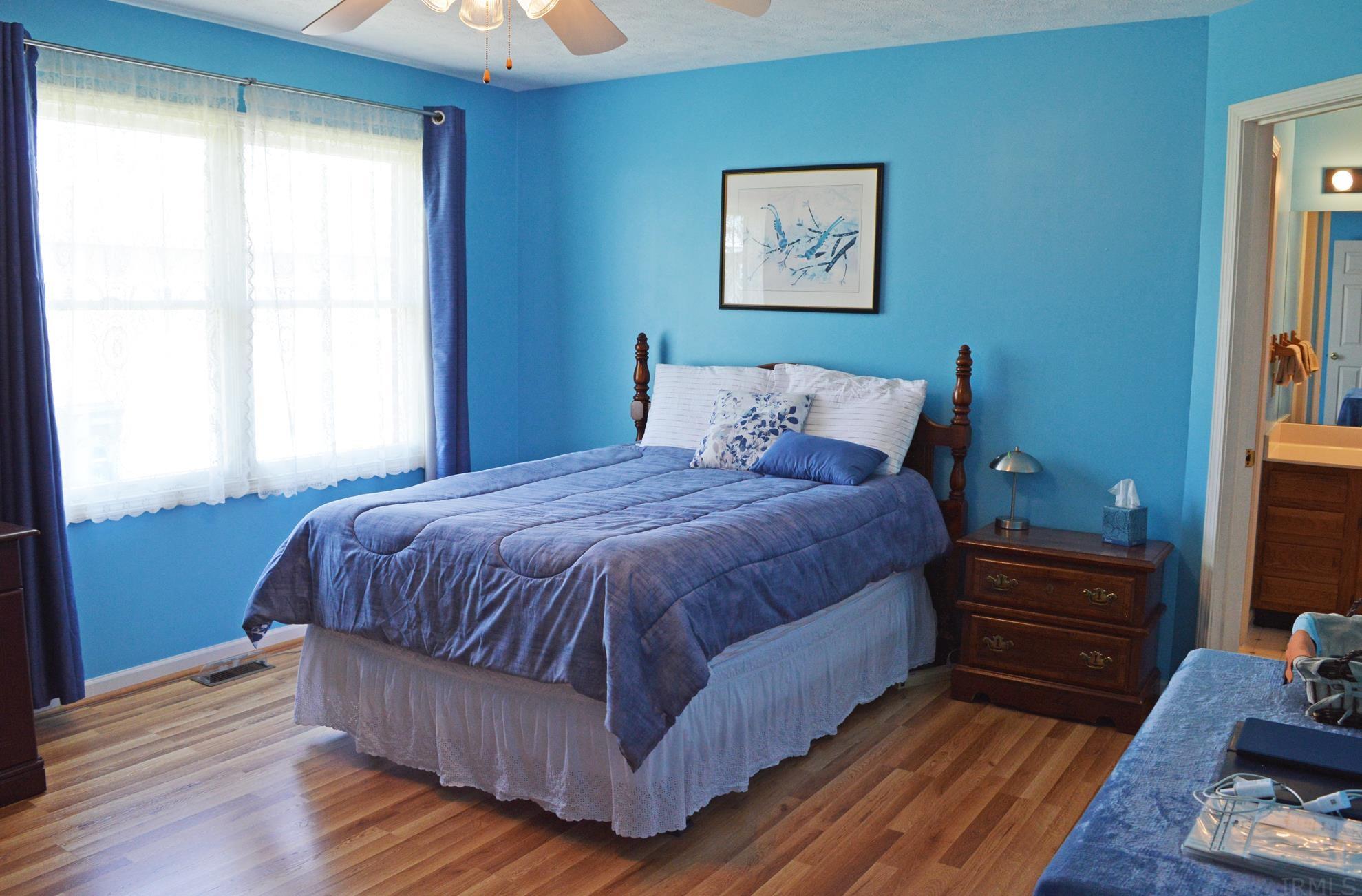 2758 West Harreld Road Marion, IN 46952 - Photo 12 of 28 Gallery Image 12