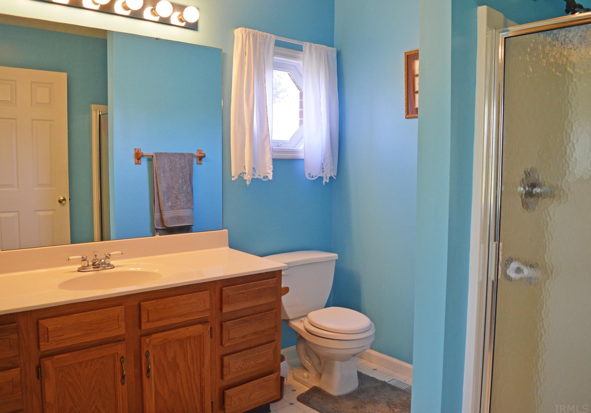 2758 West Harreld Road Marion, IN 46952 - Photo 13 of 28 Gallery Image 13