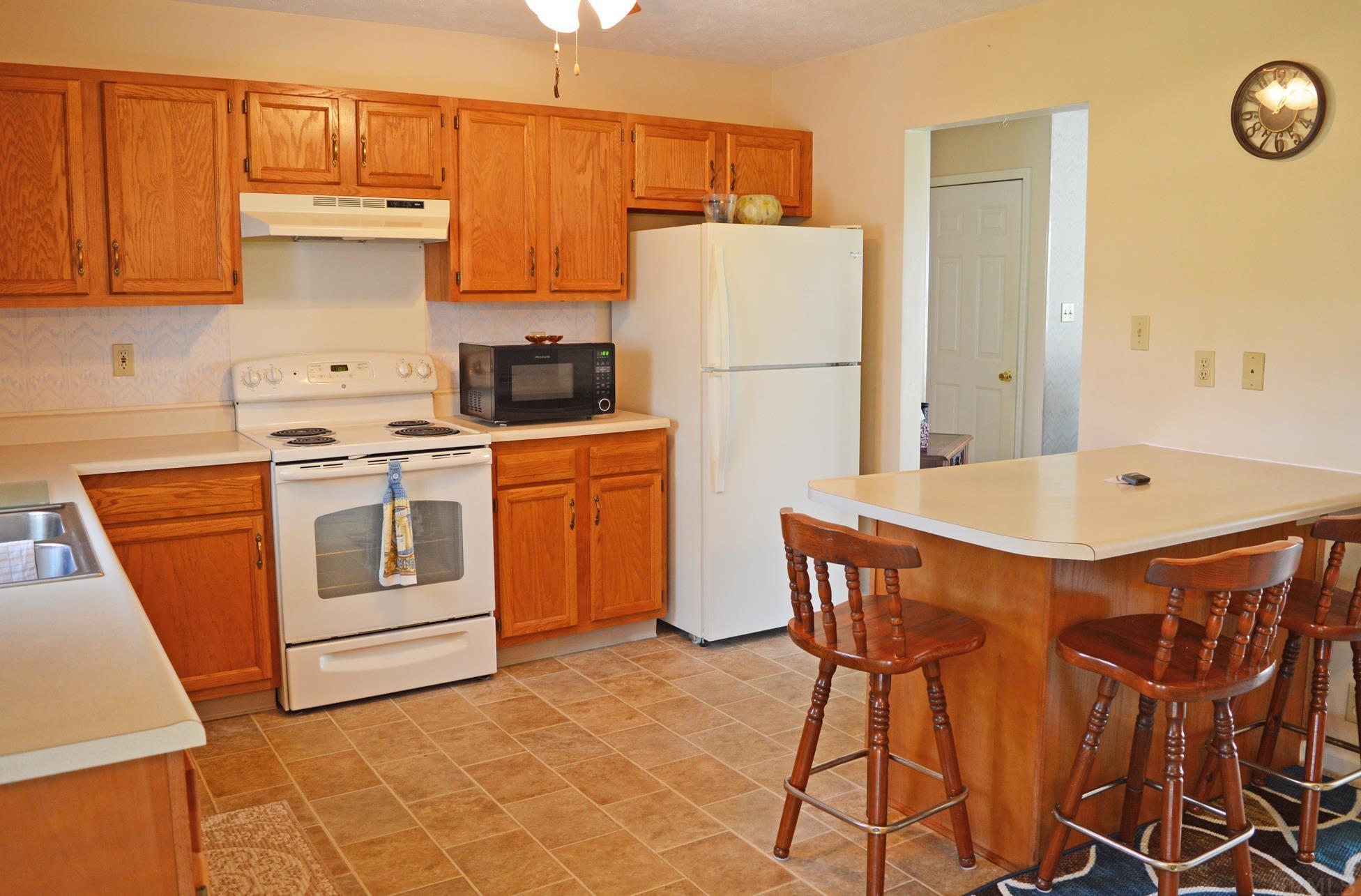 2758 West Harreld Road Marion, IN 46952 - Photo 9 of 28 Gallery Image 9
