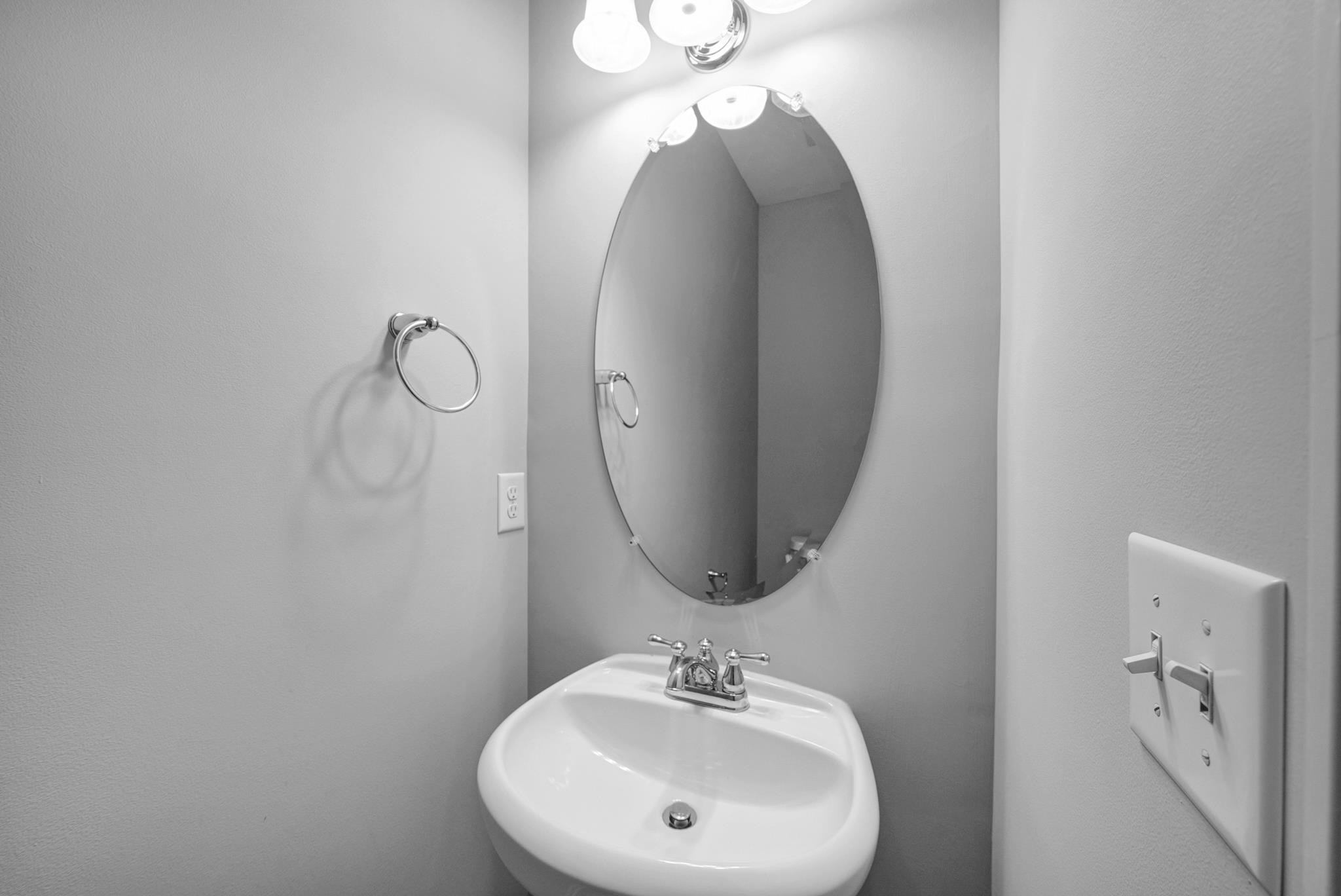 2714 Cloud Mist Circle Raleigh, NC 27614 - Photo 18 of 32 1st floor half bath