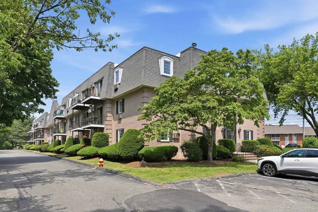 500 Northshore Road, Unit 4C Peabody, MA 01960 - Photo 32 of 33