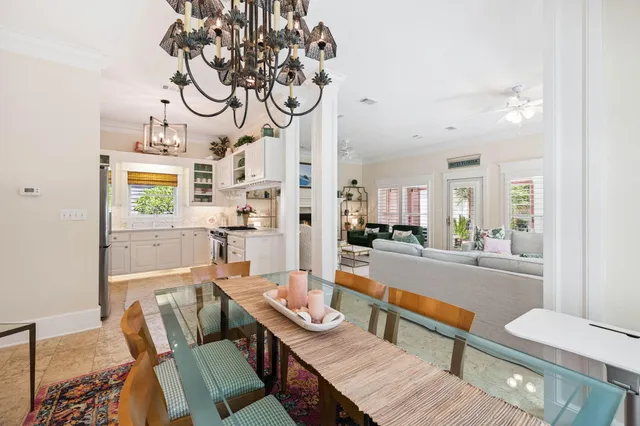 a view of washer and dryer in a kitchen